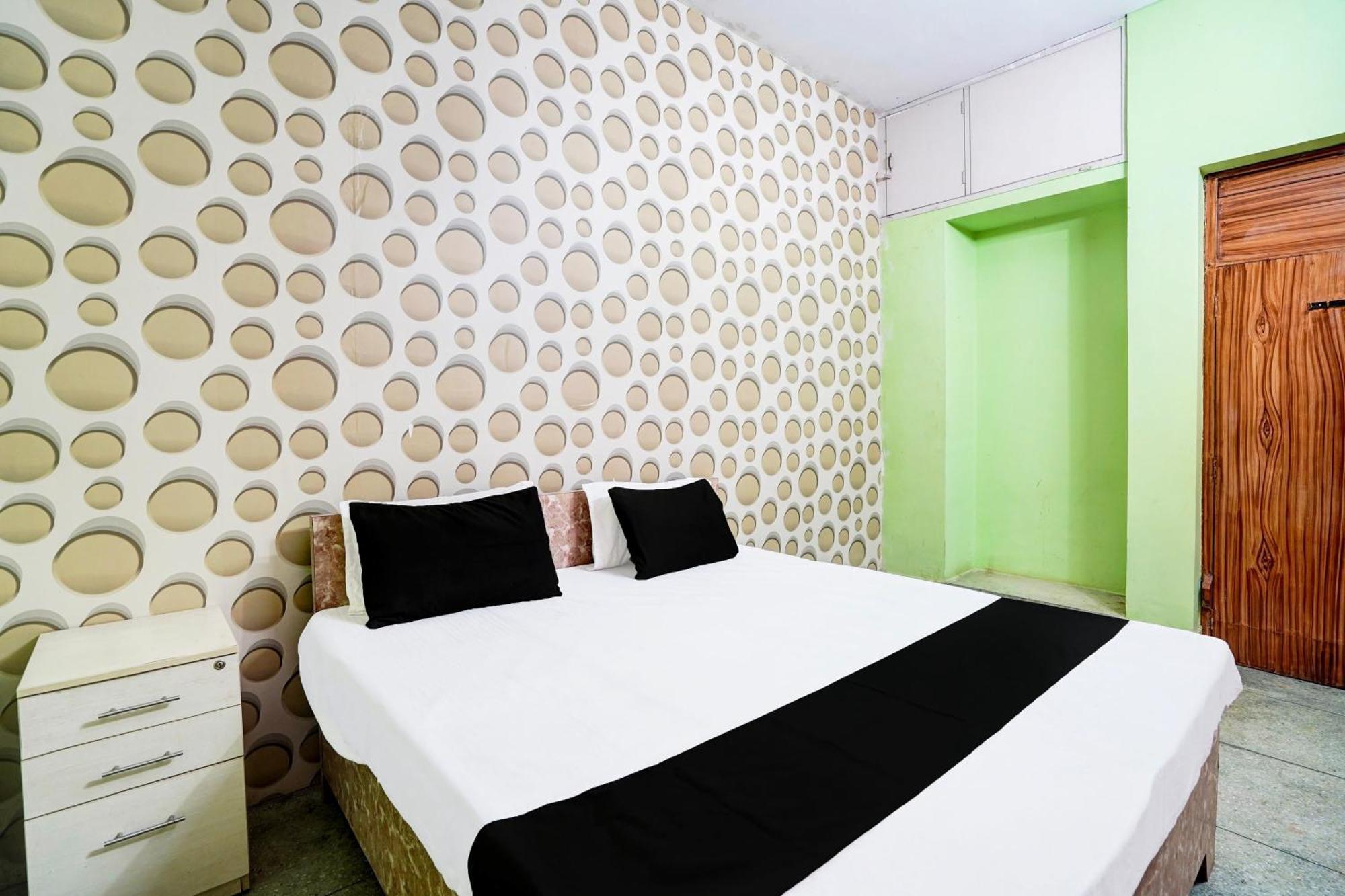Hotel O Pearl Banquet Hall Patna  Exteriör bild